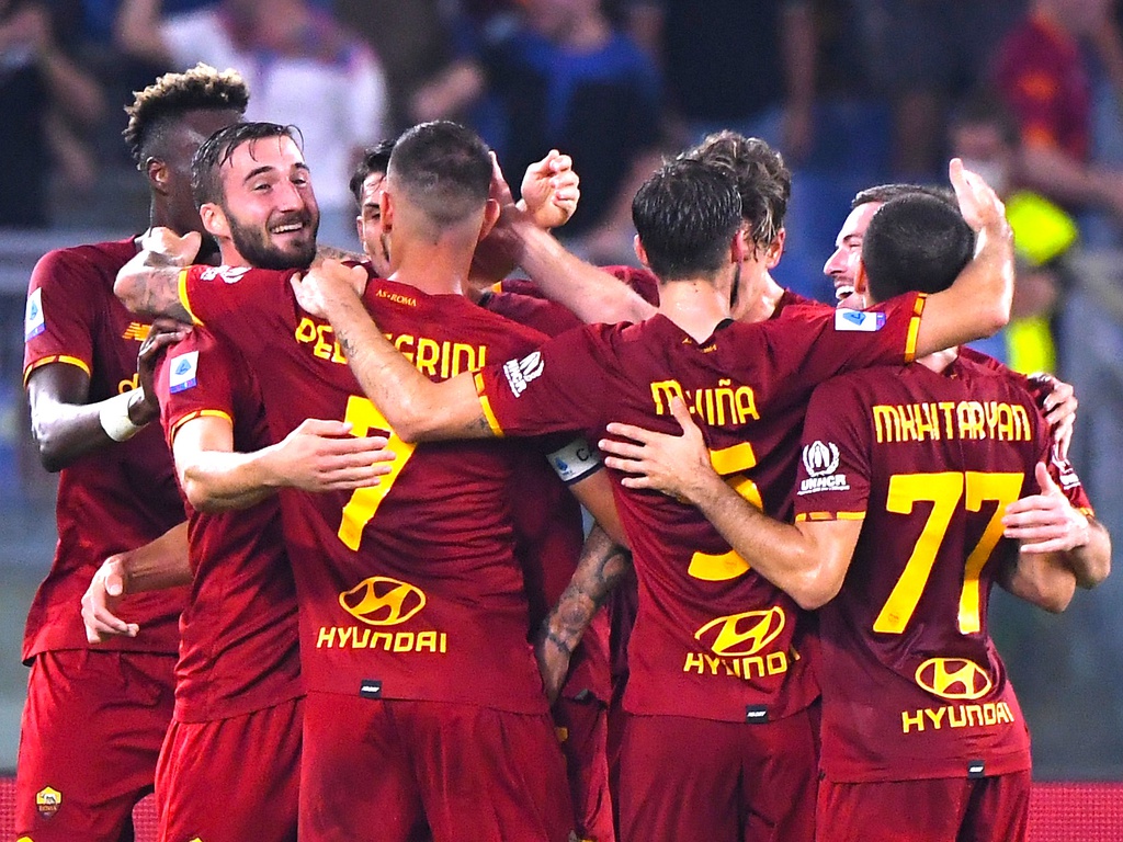 AS Roma duy trì thành tích toàn thắng từ đầu mùa