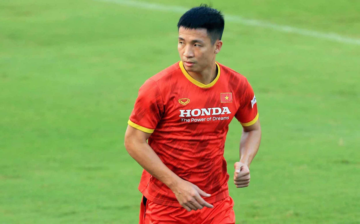 Trung vệ Bùi Tiến Dũng cho rằng tuyển Việt Nam sẽ đối diện với nhiều thử thách khi đối đầu với Malaysia