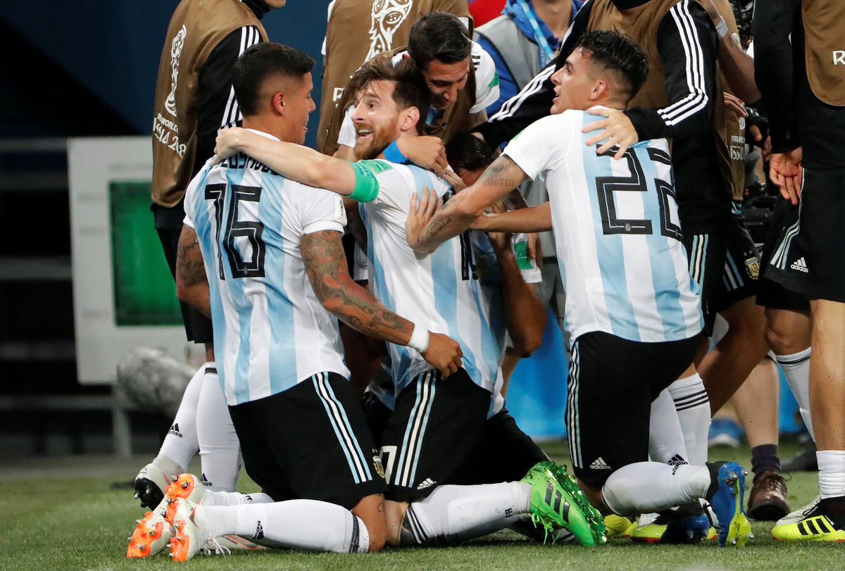 Nỗ lực của Messi với Argentina ở các trận chung kết