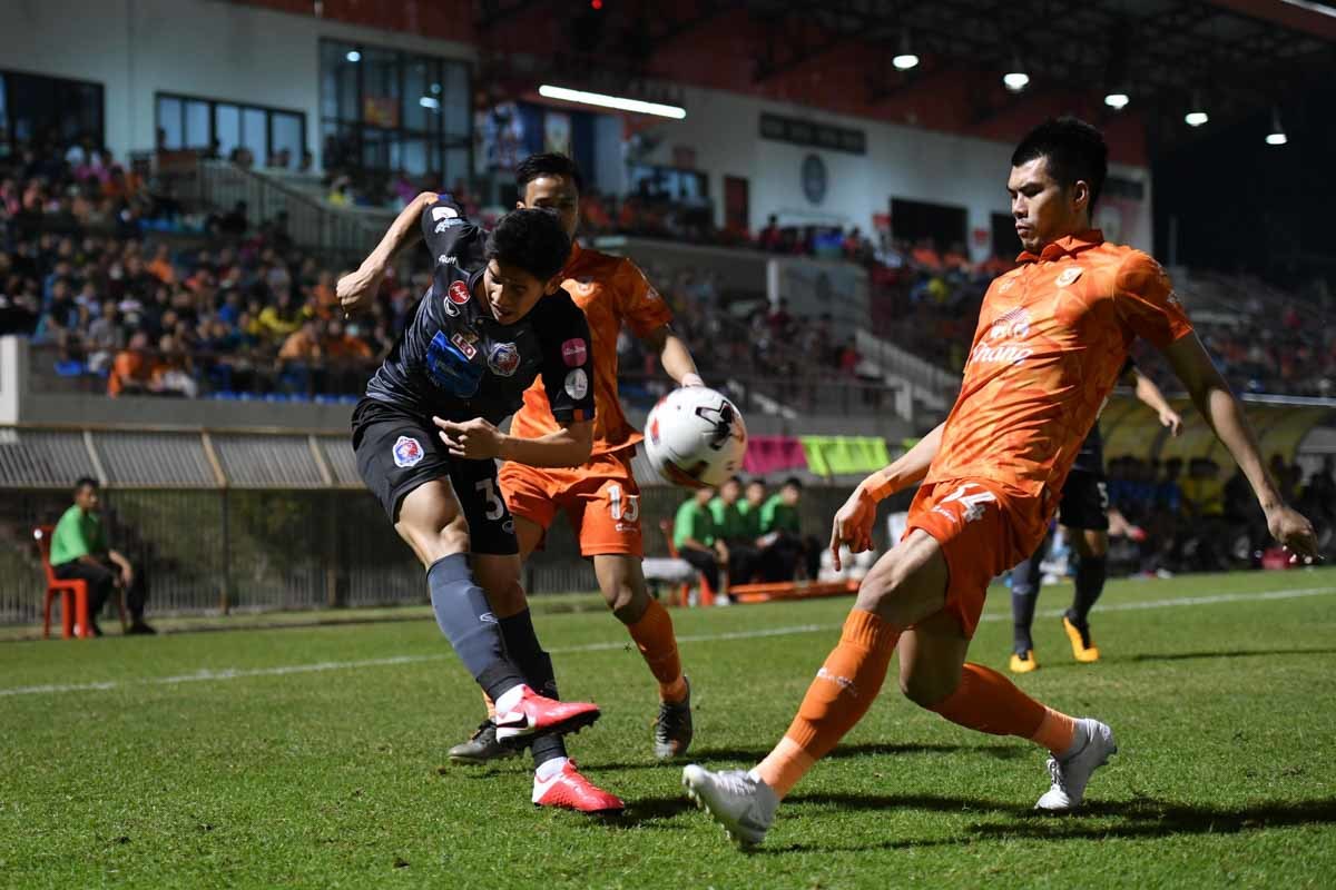 Thai-League bước vào kỷ nguyên mới sau khi V-League dừng giải đấu