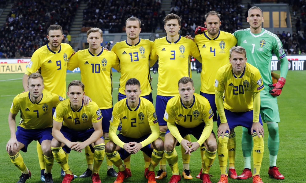 Thụy Điển đứng đầu bảng B